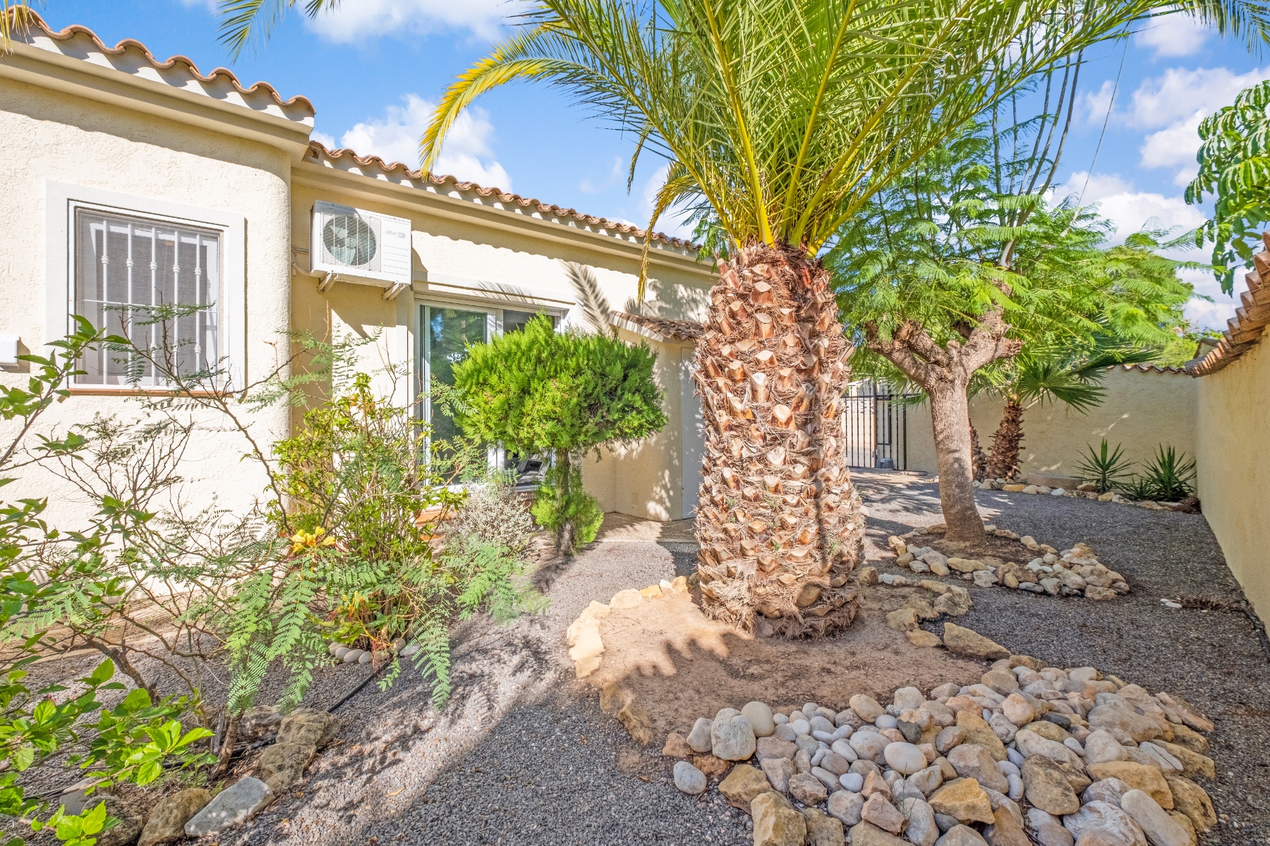  Chalet / Villa in Alfaz Del Pi