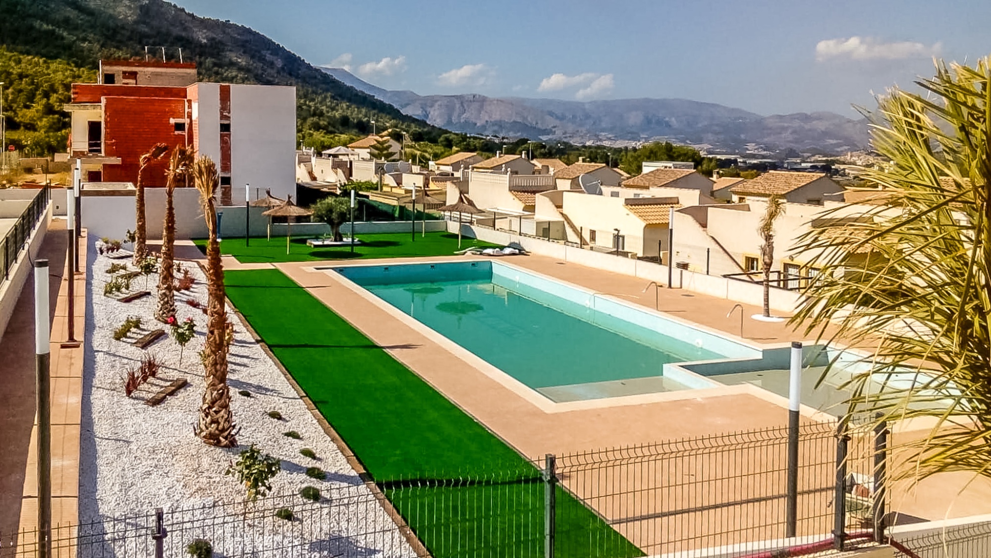 Townhouse till försäljning i Polop