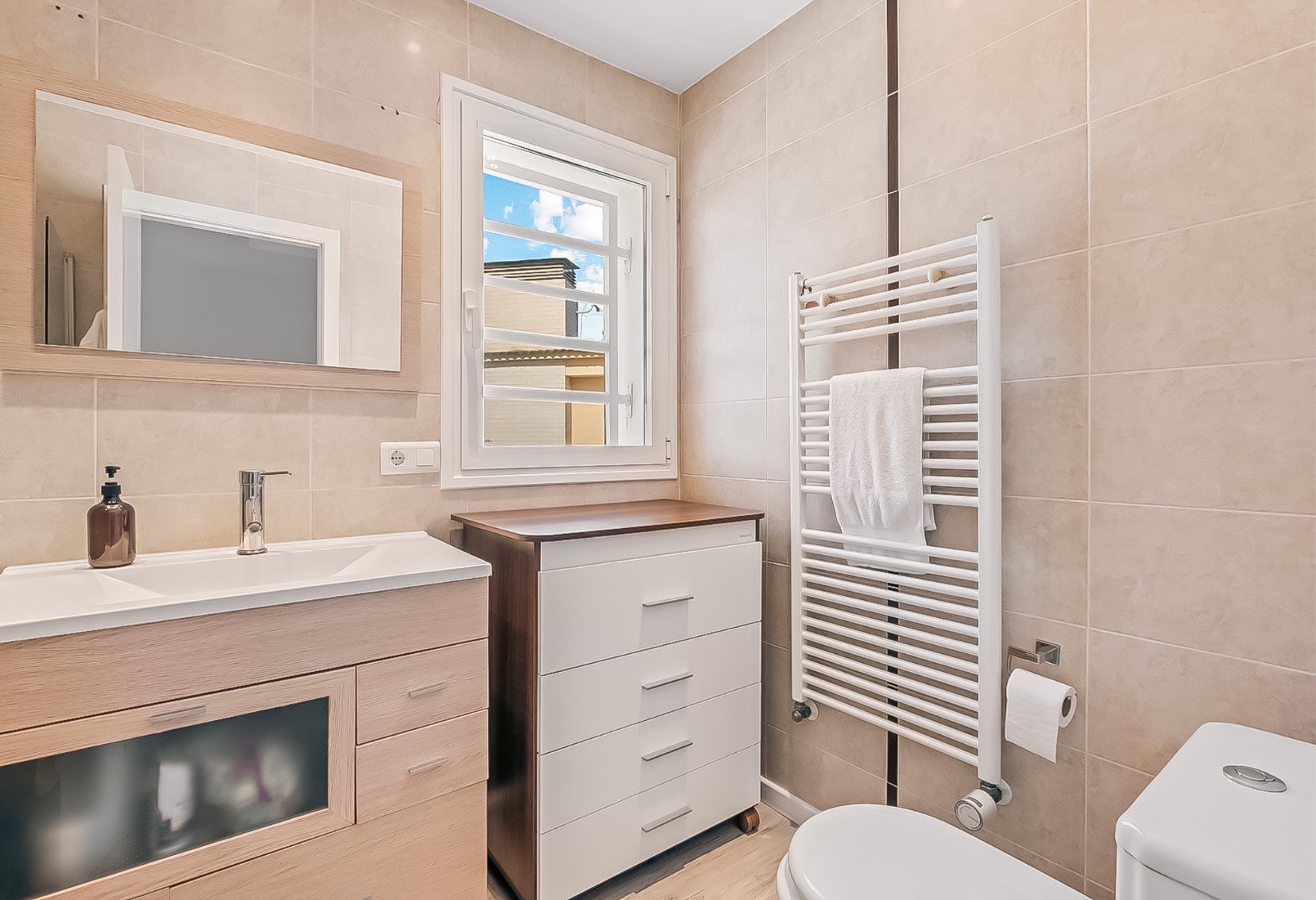 Verkoop. Villa in Alfaz del Pi