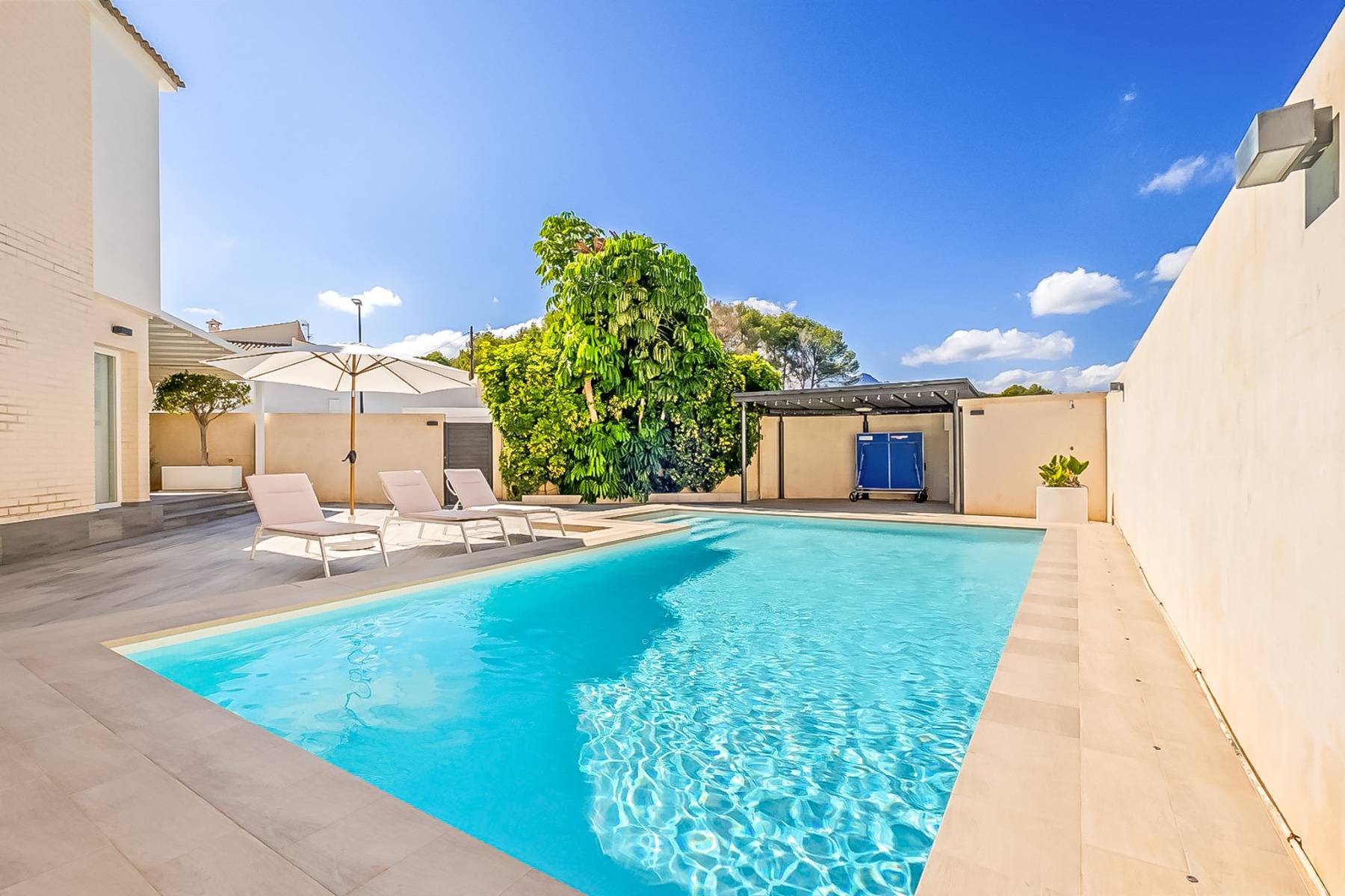 Verkoop. Villa in Alfaz del Pi