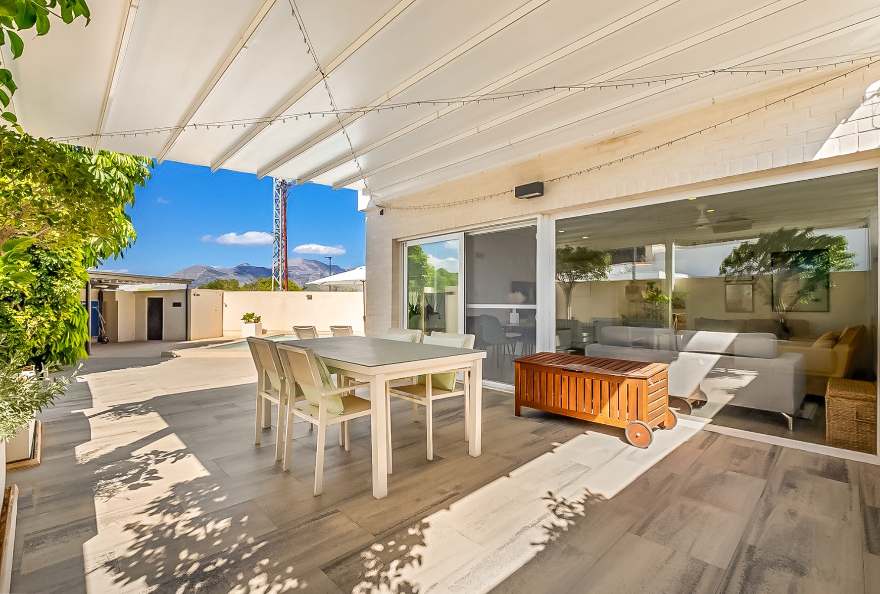 Verkoop. Villa in Alfaz del Pi