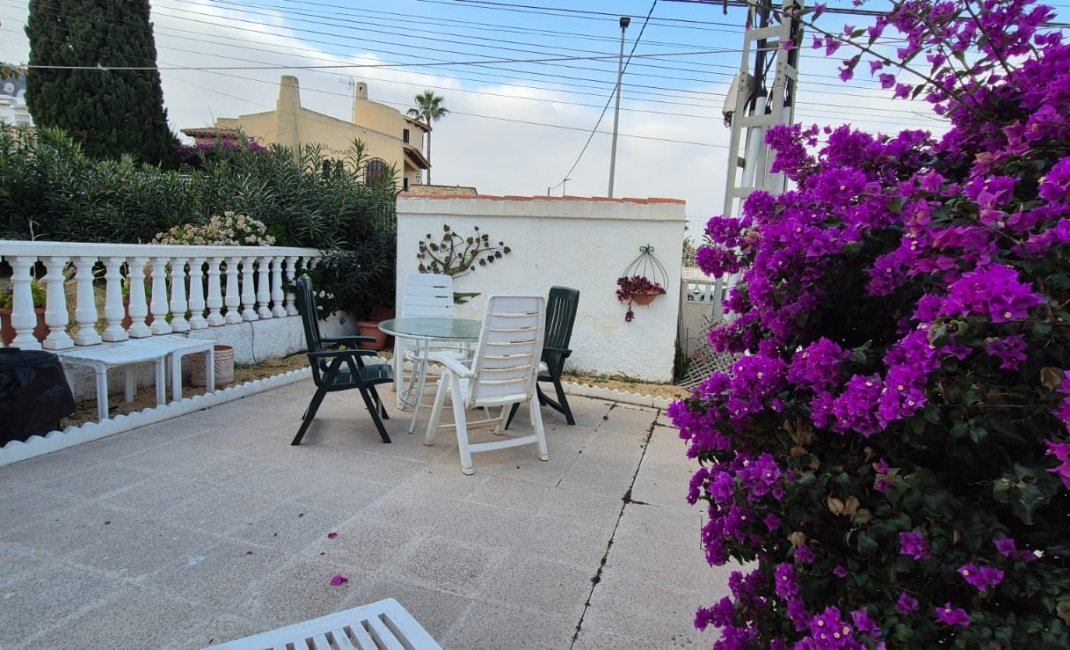 Revente - Bungalow -
Albir