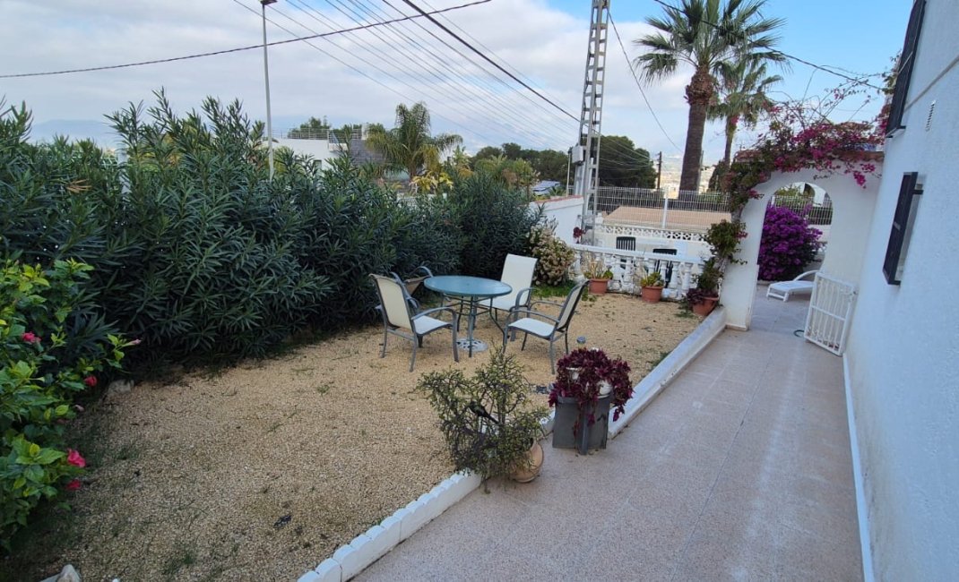 Revente - Bungalow -
Albir