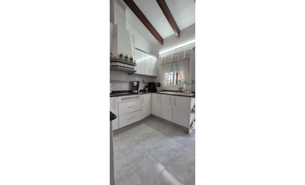 Revente - Bungalow -
Albir