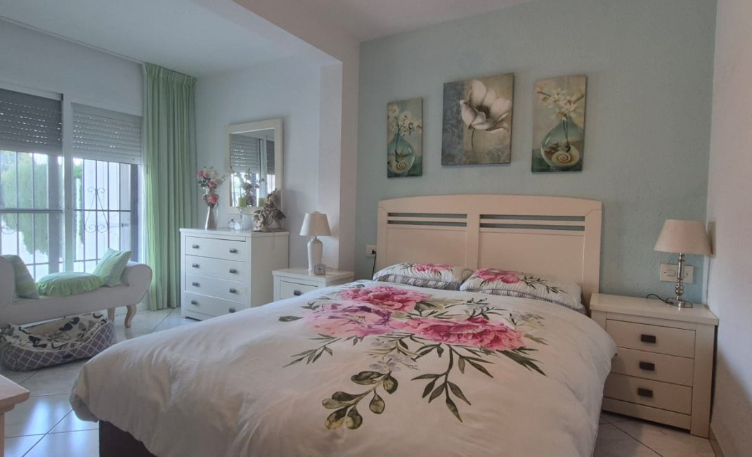 Revente - Bungalow -
Albir