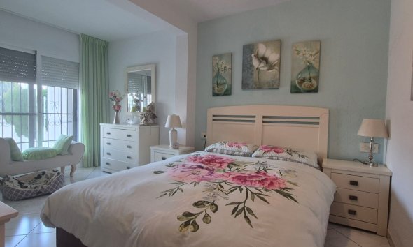 Revente - Bungalow -
Albir