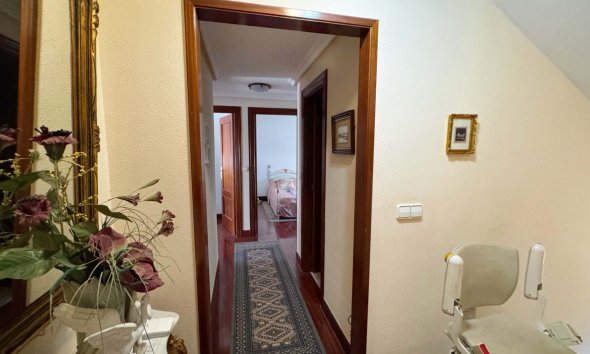 Revente - Maison mitoyenne -
Albir