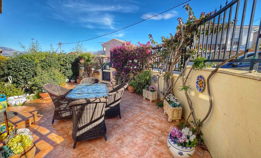 Revente - Maison mitoyenne -
Albir
