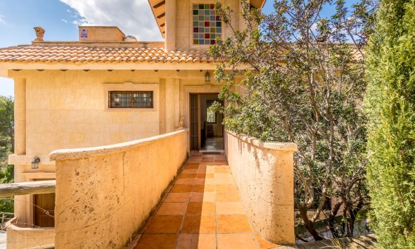 Revente -  Chalet / Villa -
Altea