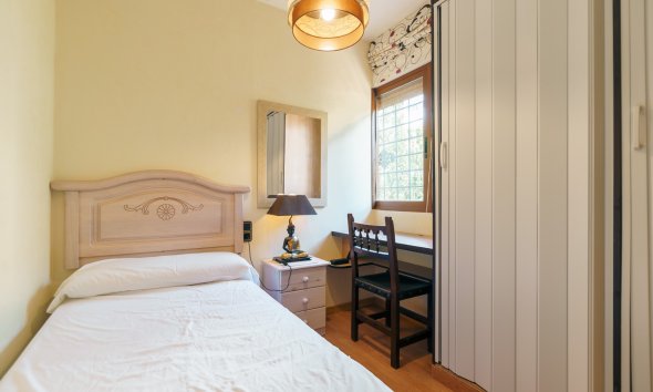 Revente -  Chalet / Villa -
Altea