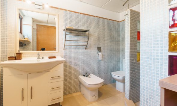 Revente -  Chalet / Villa -
Altea