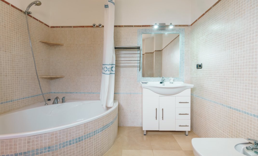 Revente -  Chalet / Villa -
Altea
