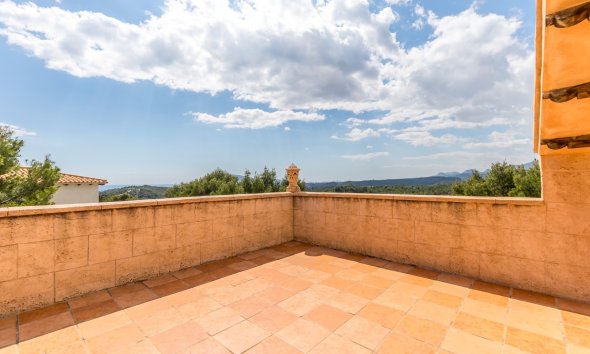 Revente -  Chalet / Villa -
Altea