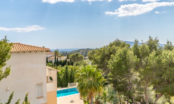 Revente -  Chalet / Villa -
Altea