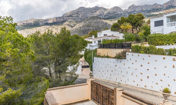 Revente -  Chalet / Villa -
Altea