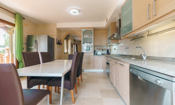 Revente -  Chalet / Villa -
Altea