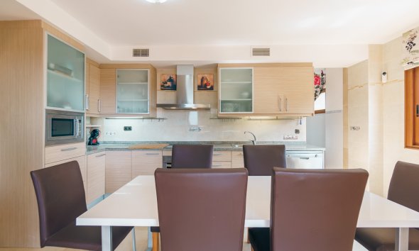 Revente -  Chalet / Villa -
Altea