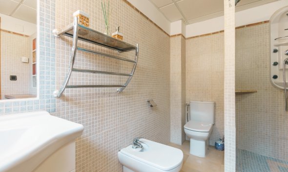 Revente -  Chalet / Villa -
Altea