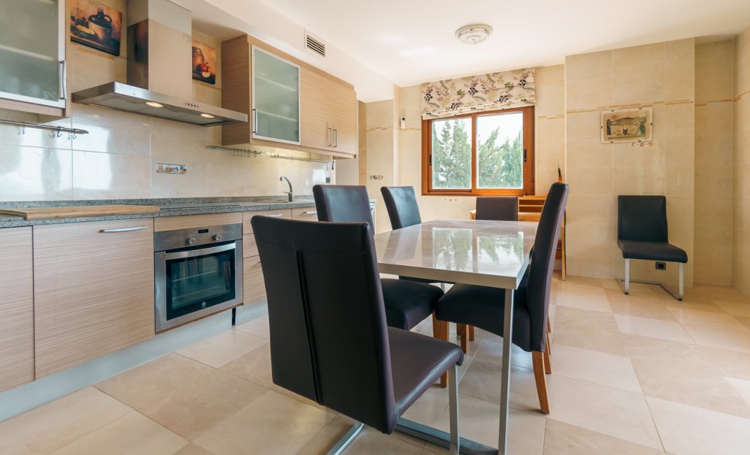 Revente -  Chalet / Villa -
Altea