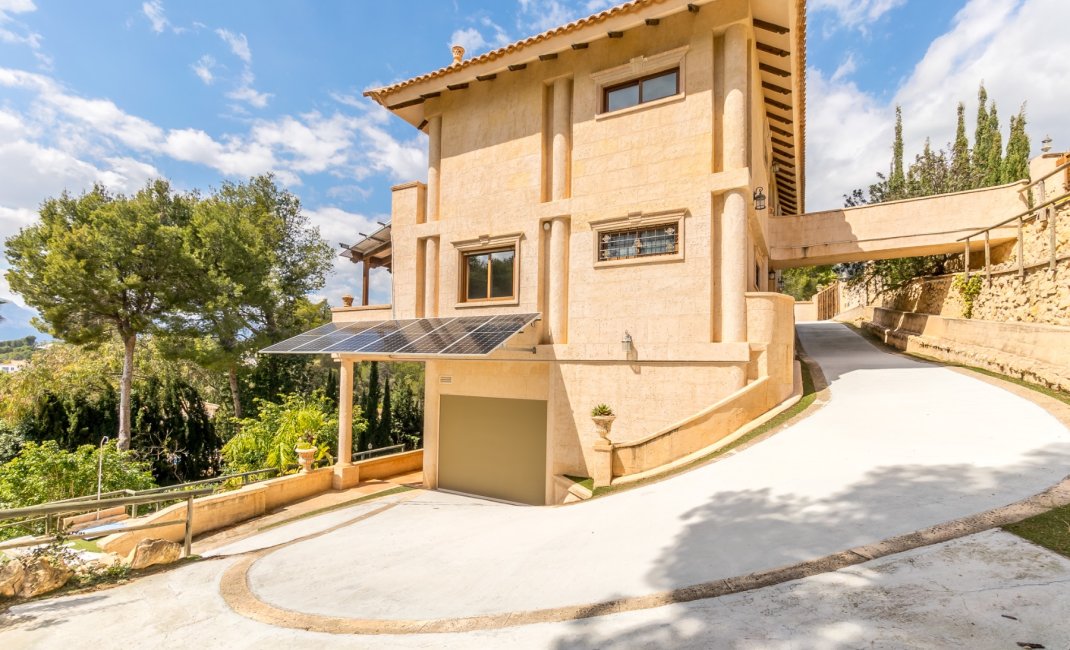 Revente -  Chalet / Villa -
Altea