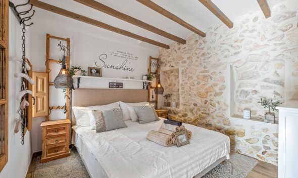 Reventa - Adosado -
Altea