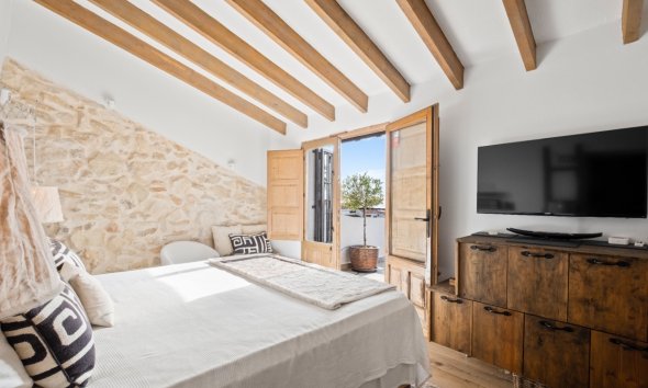 Reventa - Adosado -
Altea