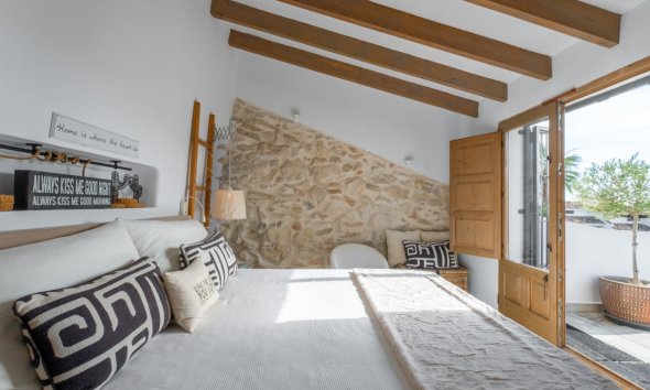 Reventa - Adosado -
Altea