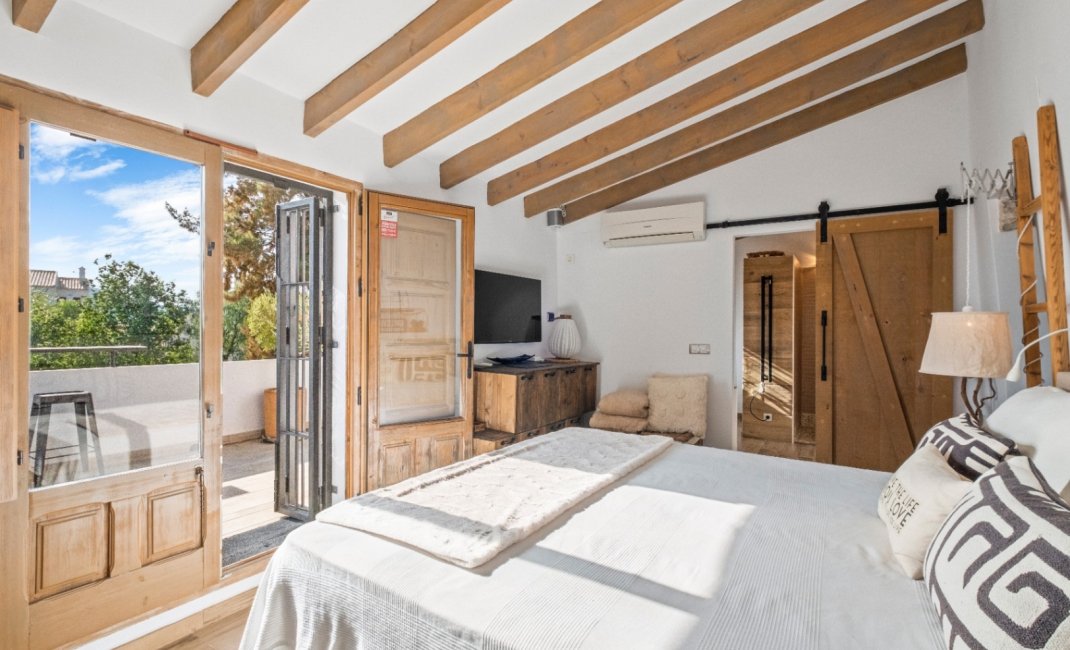 Reventa - Adosado -
Altea