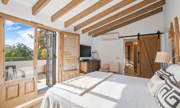 Reventa - Adosado -
Altea