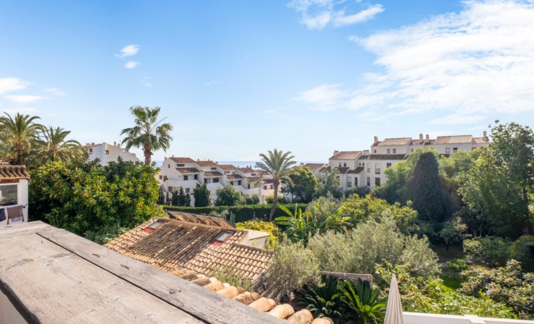 Reventa - Adosado -
Altea