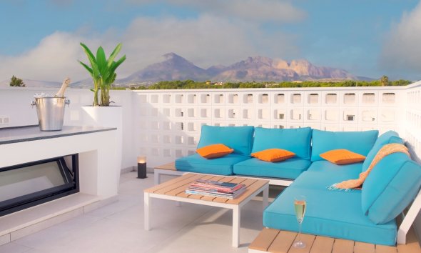 Nieuwbouw Woningen - Chalet / Villa -
Albir