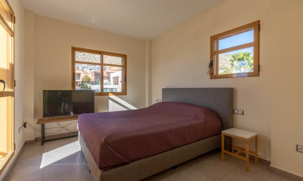Reventa - Chalet / Villa  -
Finestrat