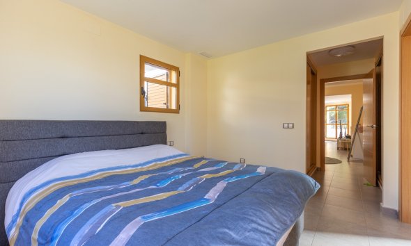 Reventa - Chalet / Villa  -
Finestrat