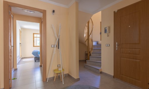 Reventa - Chalet / Villa  -
Finestrat
