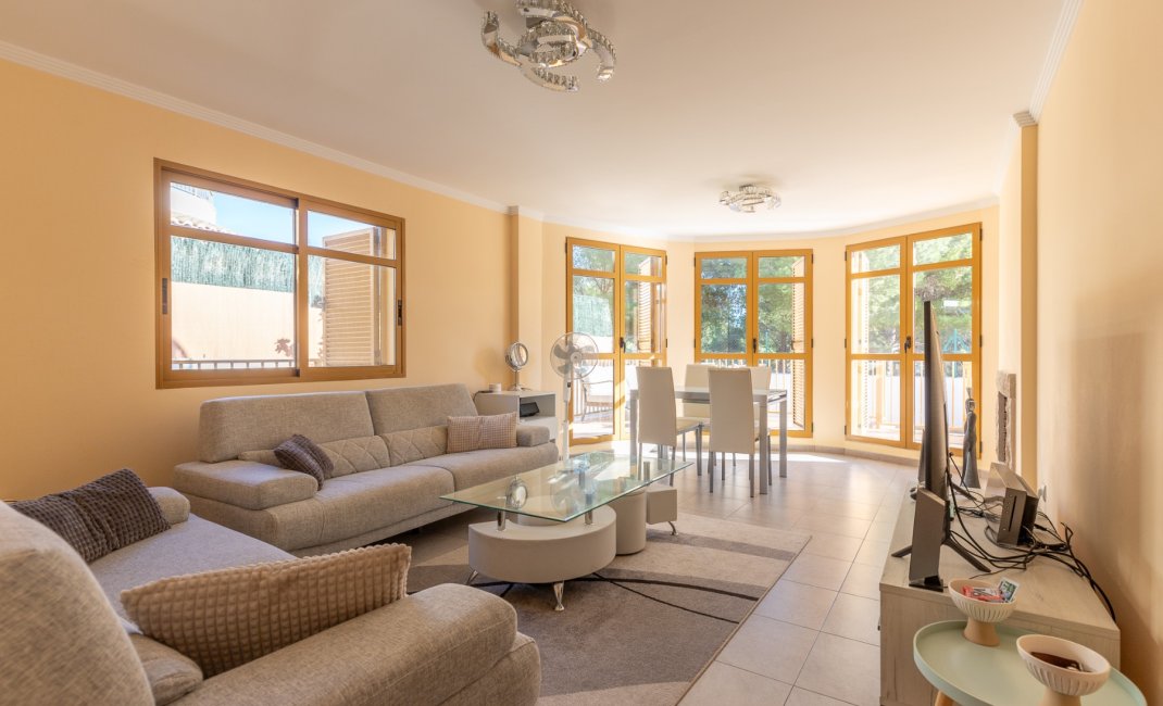Reventa - Chalet / Villa  -
Finestrat