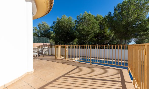 Reventa - Chalet / Villa  -
Finestrat