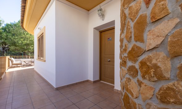Reventa - Chalet / Villa  -
Finestrat