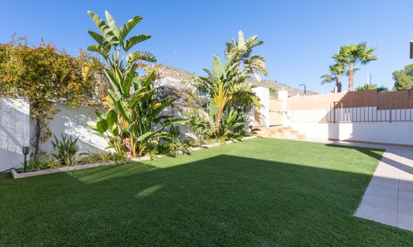 Reventa - Chalet / Villa  -
Finestrat