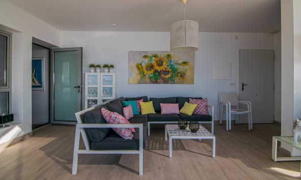 Revente -  Chalet / Villa -
Villajoyosa