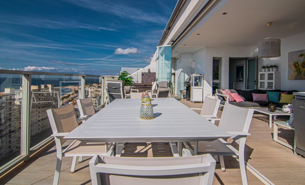 Revente -  Chalet / Villa -
Villajoyosa