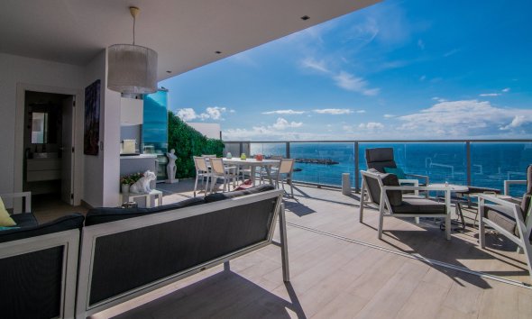 Revente -  Chalet / Villa -
Villajoyosa