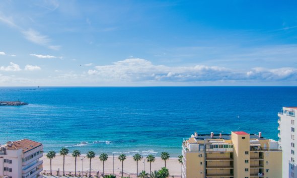 Revente -  Chalet / Villa -
Villajoyosa