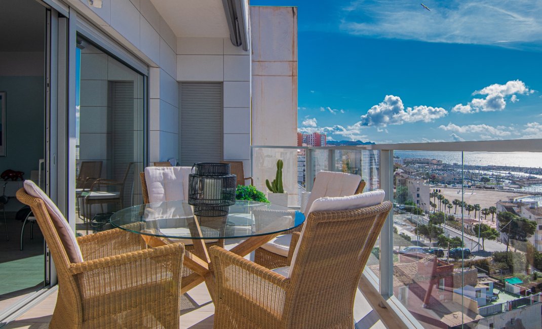 Revente -  Chalet / Villa -
Villajoyosa