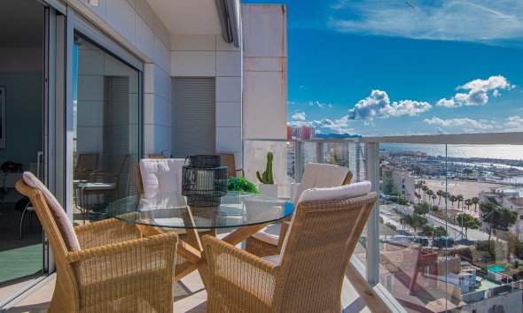 Revente -  Chalet / Villa -
Villajoyosa
