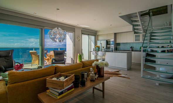 Revente -  Chalet / Villa -
Villajoyosa