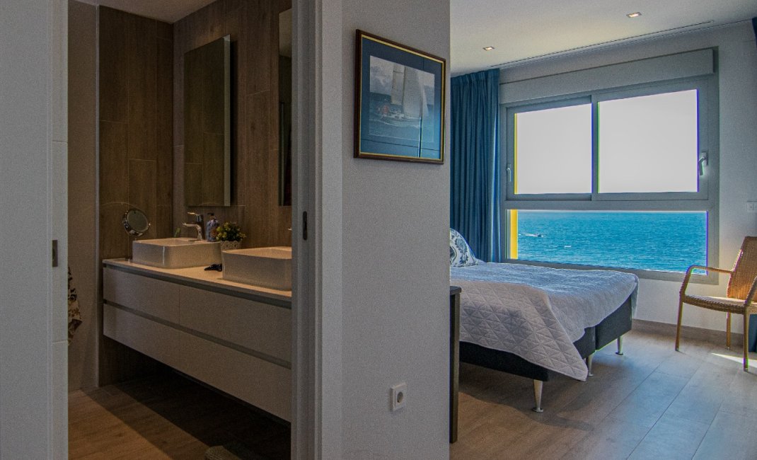 Revente -  Chalet / Villa -
Villajoyosa