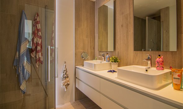 Revente -  Chalet / Villa -
Villajoyosa