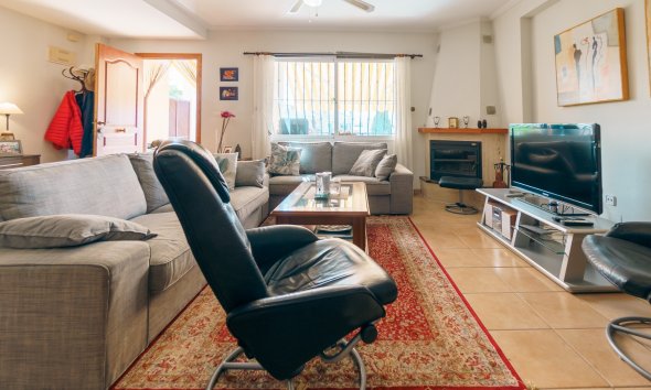 Resale - Bungalow -
Albir