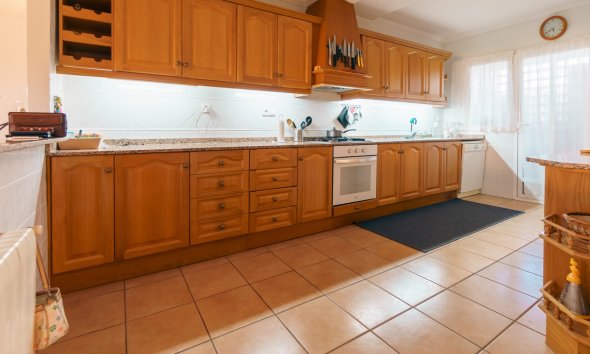 Resale - Bungalow -
Albir