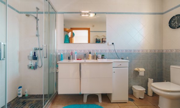 Resale - Bungalow -
Albir